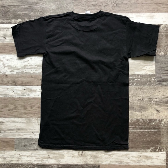 NWT Women’s Black Short Sleeve T-Shirt - Picture 2 of 4